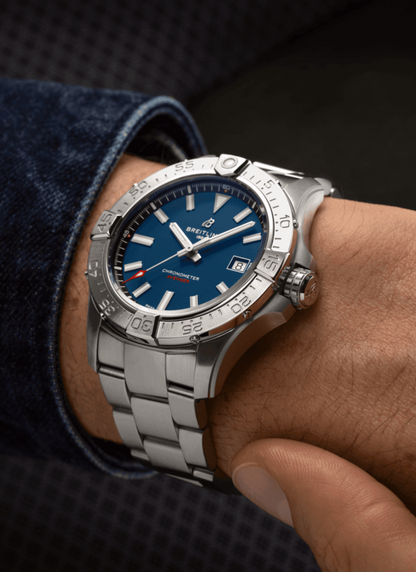 BREITLING AVENGER AUTOMATIC 42