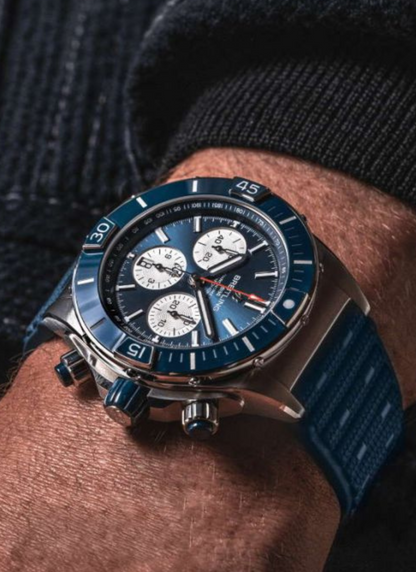 BREITLING SUPER CHRONOMAT B01 44