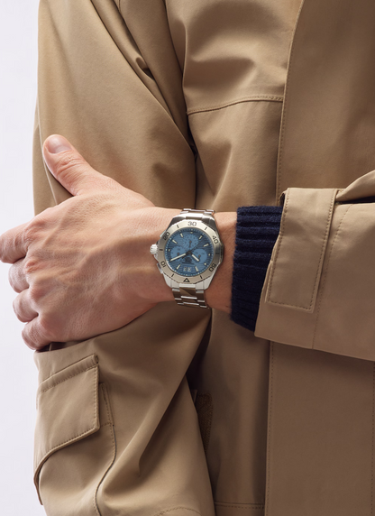 TAG HEUER AQUARACER PROFESSIONAL 200 DATE