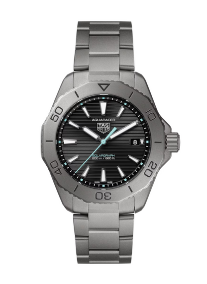 TAG HEUER AQUARACER
PROFESSIONAL 200 SOLARGRAPH