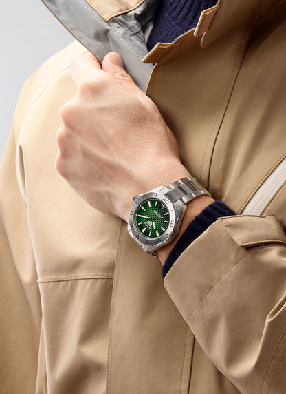 TAG HEUER AQUARACER PROFESSIONAL 200 DATE