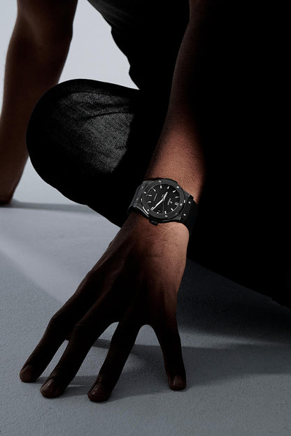 HUBLOT CLASSIC FUSION
BLACK MAGIC